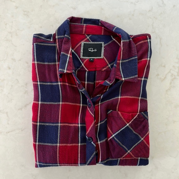 RAILS Hunter Plaid Flannel Shirt in Red/Navy - Picture 1 of 9
